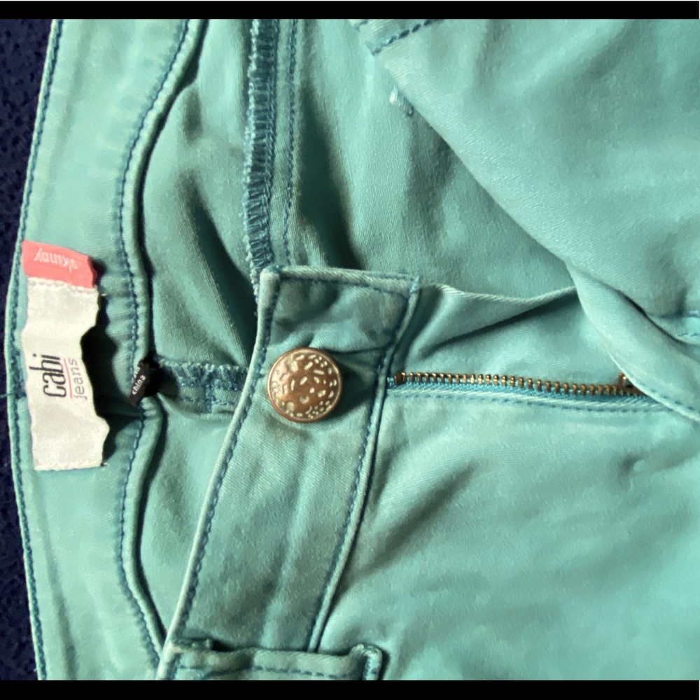 Cabi teal colored, size 6, skinny fit, ankle length jeans